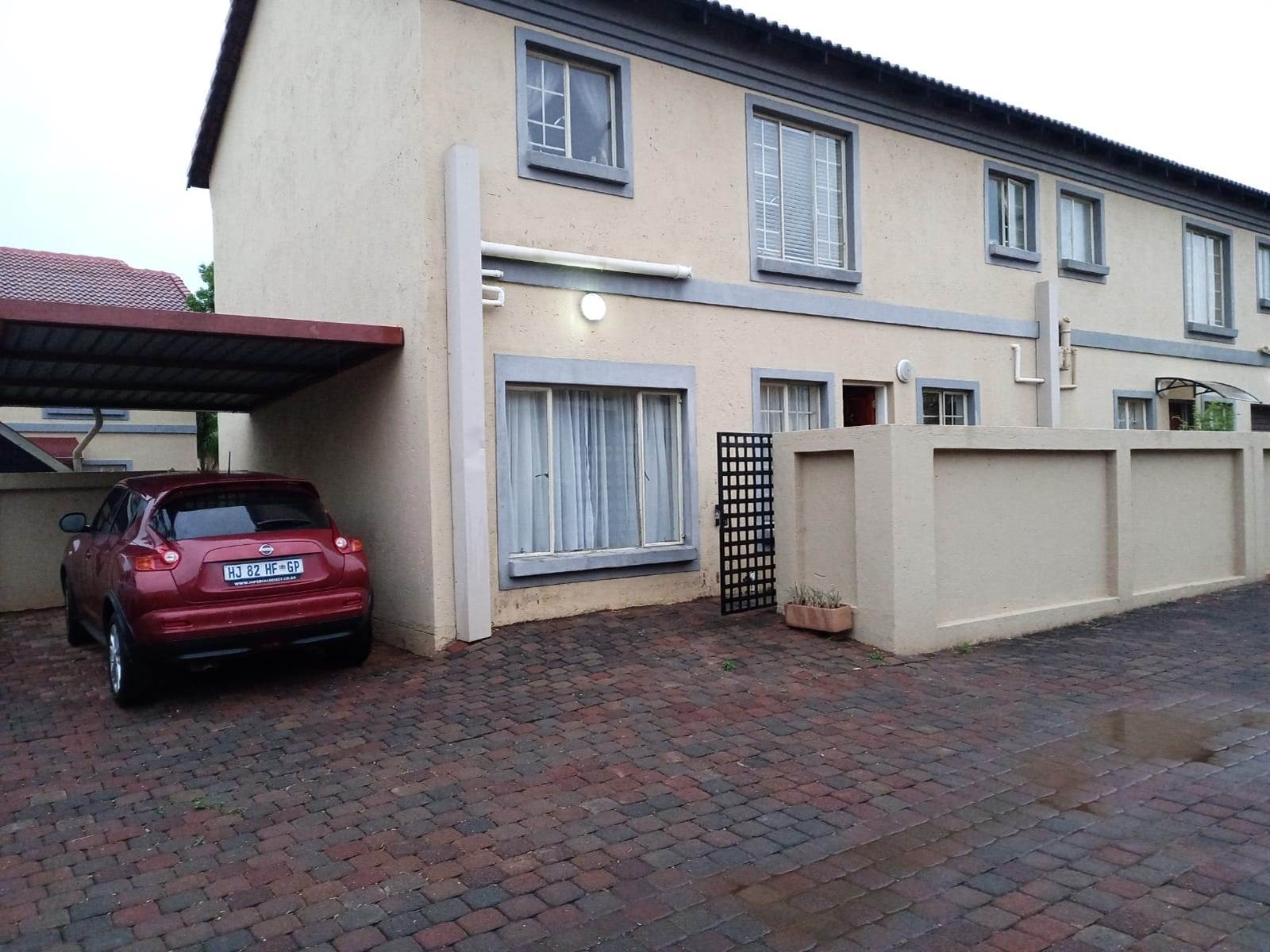3 Bed Townhouse in Annlin photo number 1