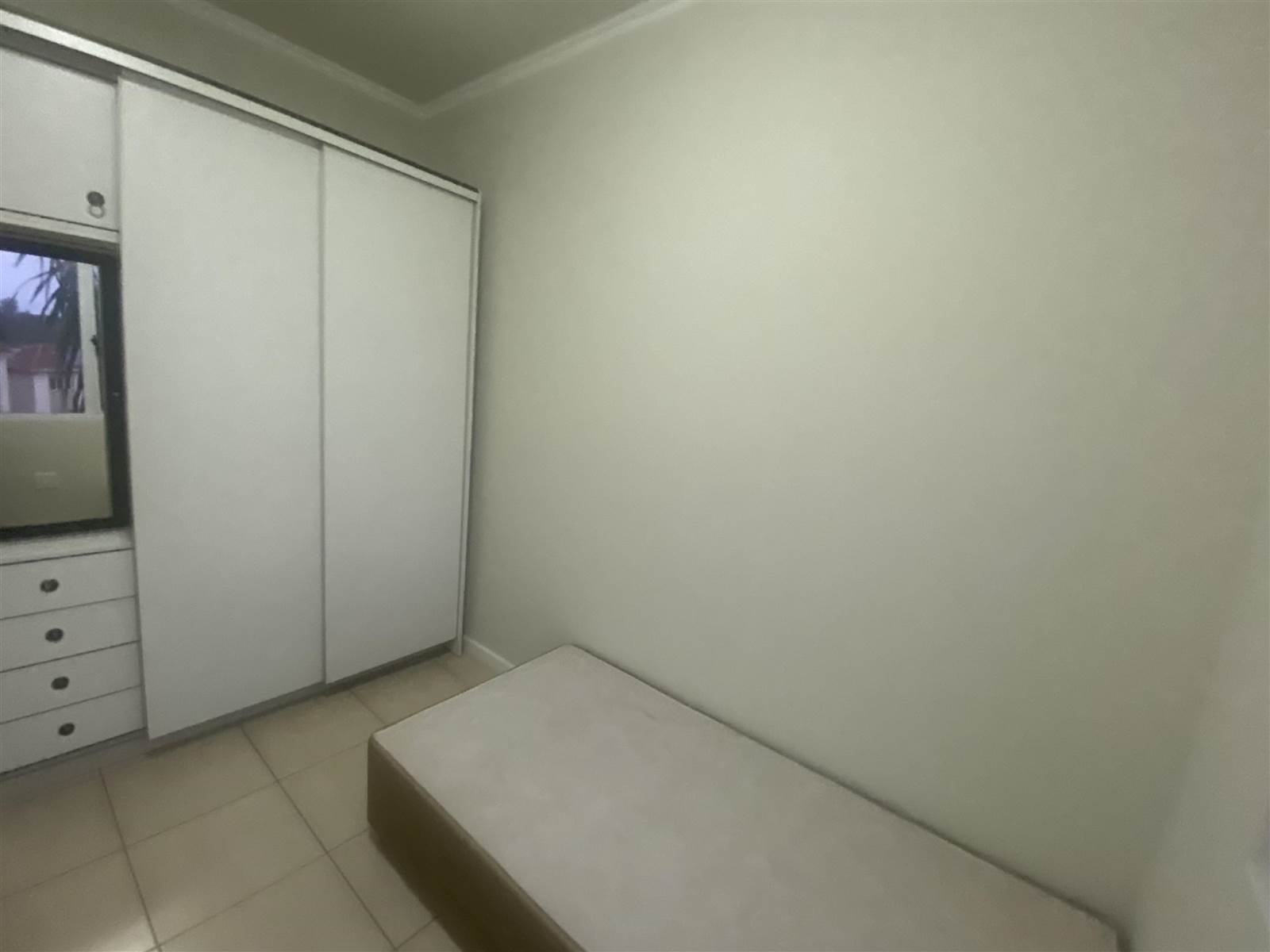 2 Bed Apartment in Shakas Head photo number 9