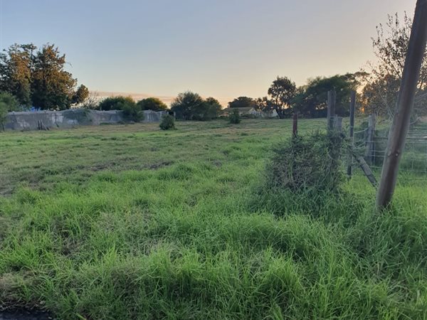 3569 m² Land available in Hopefield