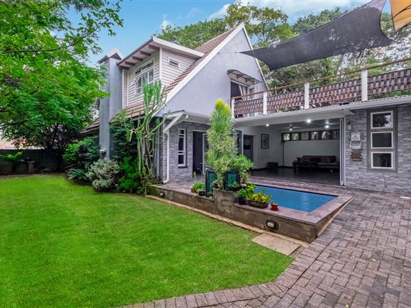 4 Bedroom House 4 Bedroom House