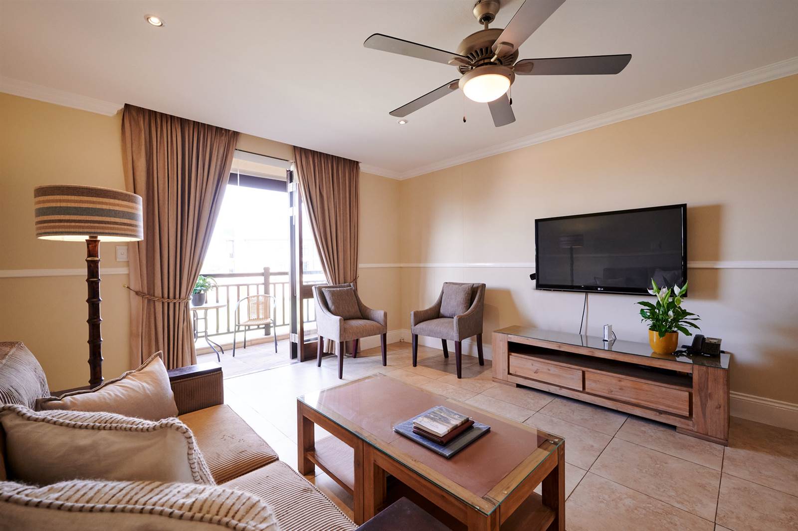2 Bed Apartment in Waterfall Hills Mature Lifestyle Estate photo number 2