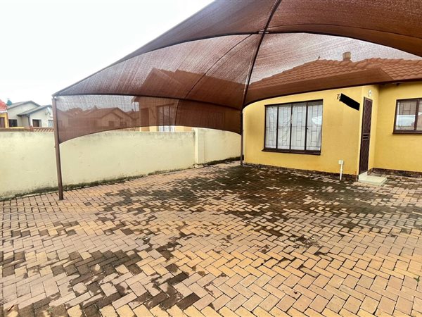 3 Bedroom House 3 Bedroom House