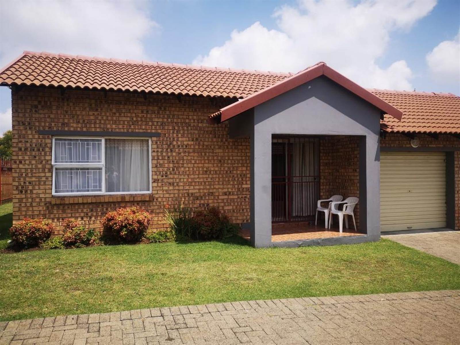 1 Bed Townhouse in Secunda photo number 9
