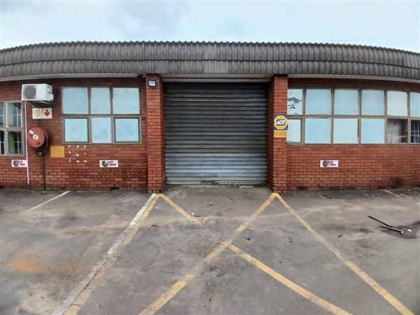 450  m² Industrial space in Alton