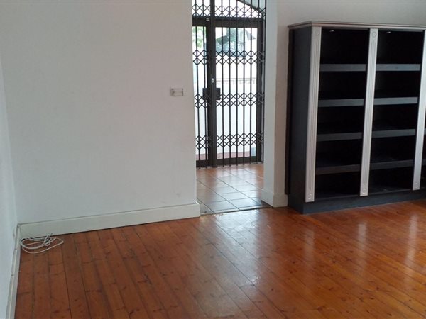 80 m² Commercial space 80 m² Commercial space