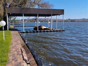 3 Bed House in Lochvaal