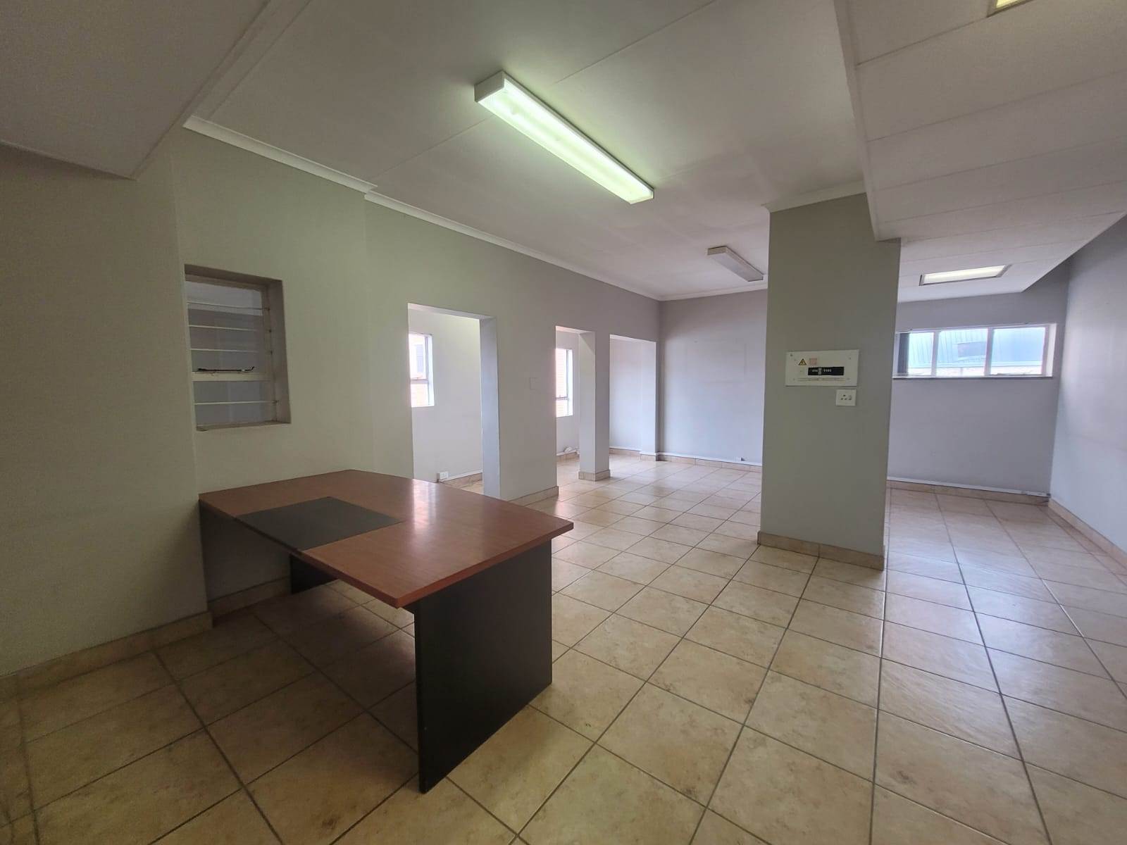 110  m² Commercial space in Kempton Park Central photo number 16
