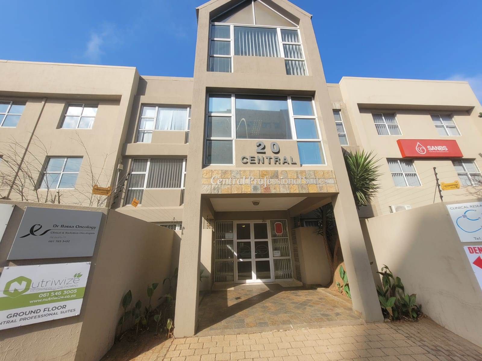 110  m² Commercial space in Kempton Park Central photo number 1