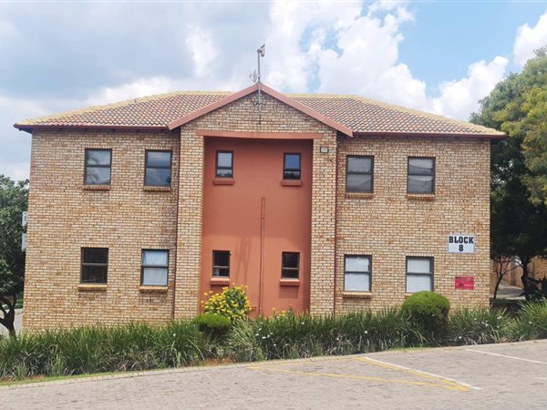 58 m² Office Space 58 m² Office Space