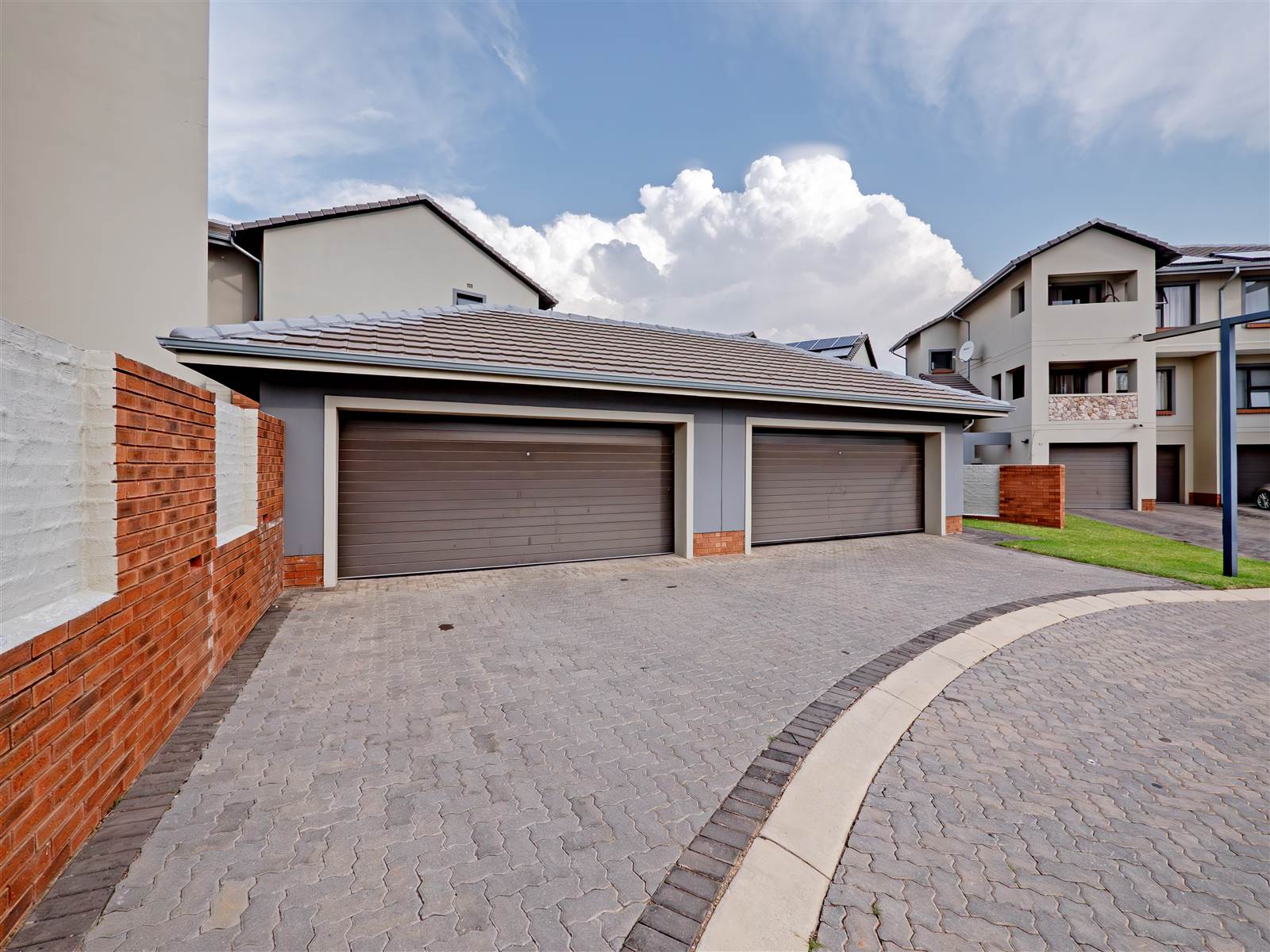 3 Bed Townhouse in Kyalami Hills photo number 19