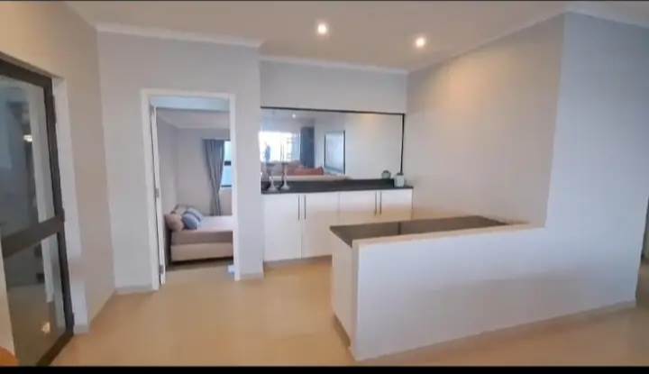 4 Bed House in Blythedale Beach photo number 6