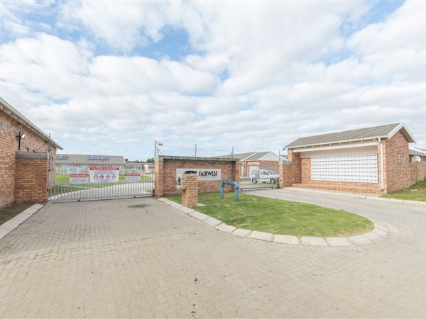 2 Bedroom Townhouse 2 Bedroom Townhouse