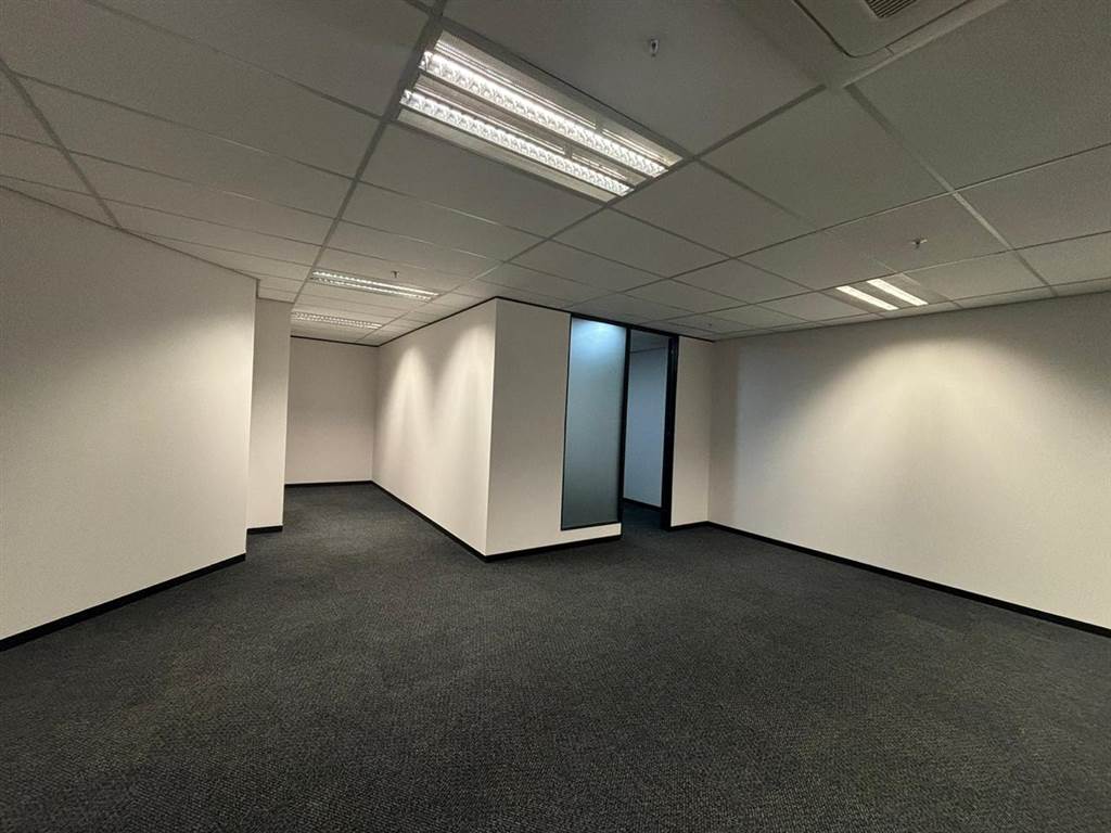161  m² Commercial space in Parktown photo number 9