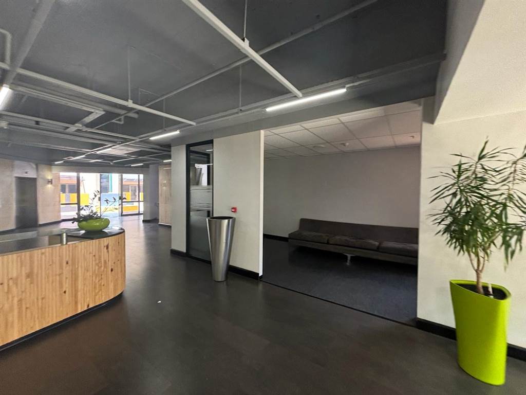 161  m² Commercial space in Parktown photo number 6