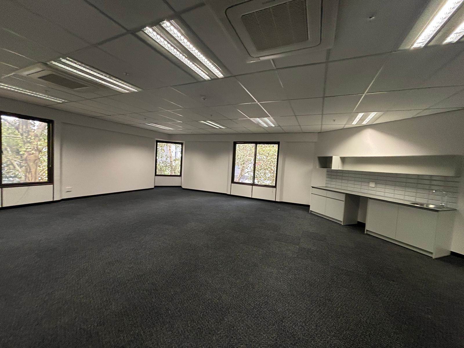 161  m² Commercial space in Parktown photo number 13