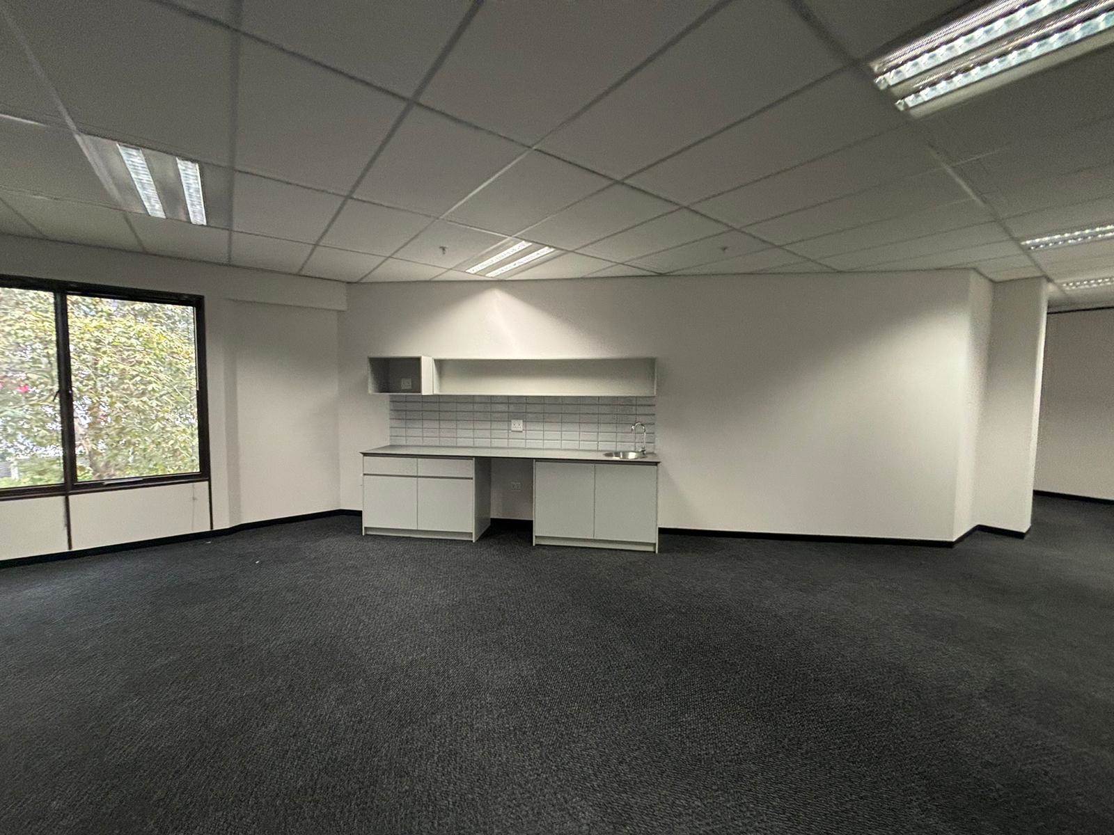 161  m² Commercial space in Parktown photo number 16