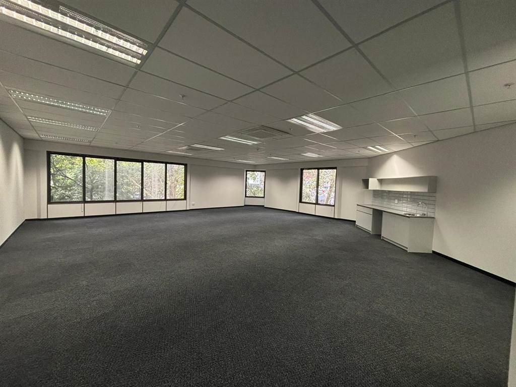 161  m² Commercial space in Parktown photo number 19
