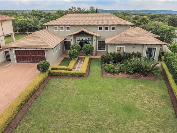 4 Bedroom House 4 Bedroom House