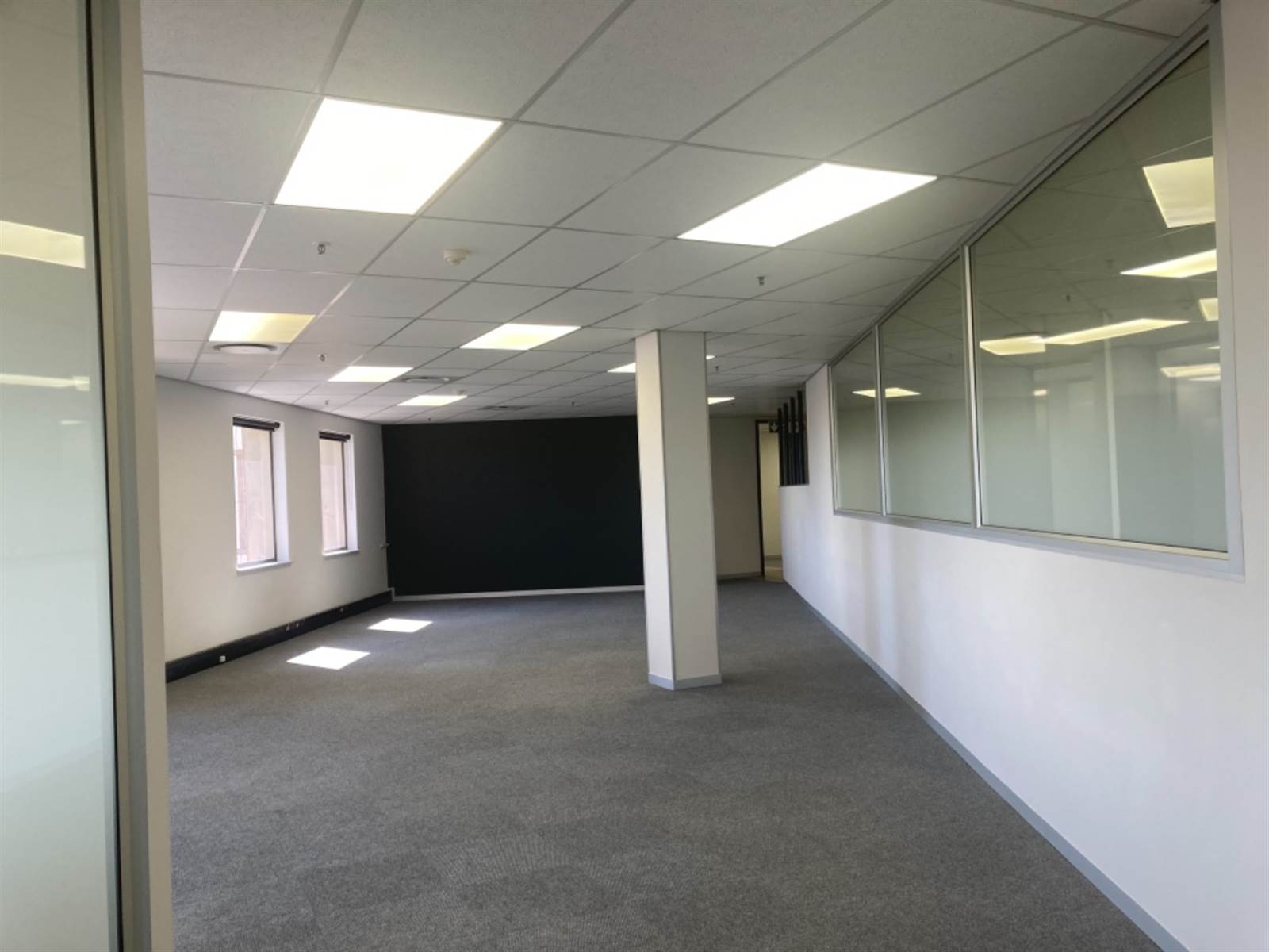 863  m² Commercial space in Rosebank photo number 13
