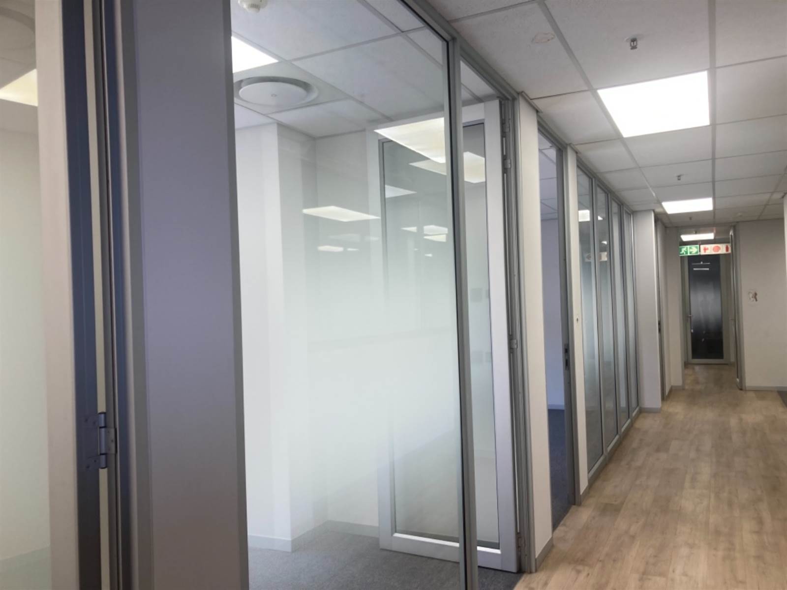 863  m² Commercial space in Rosebank photo number 5