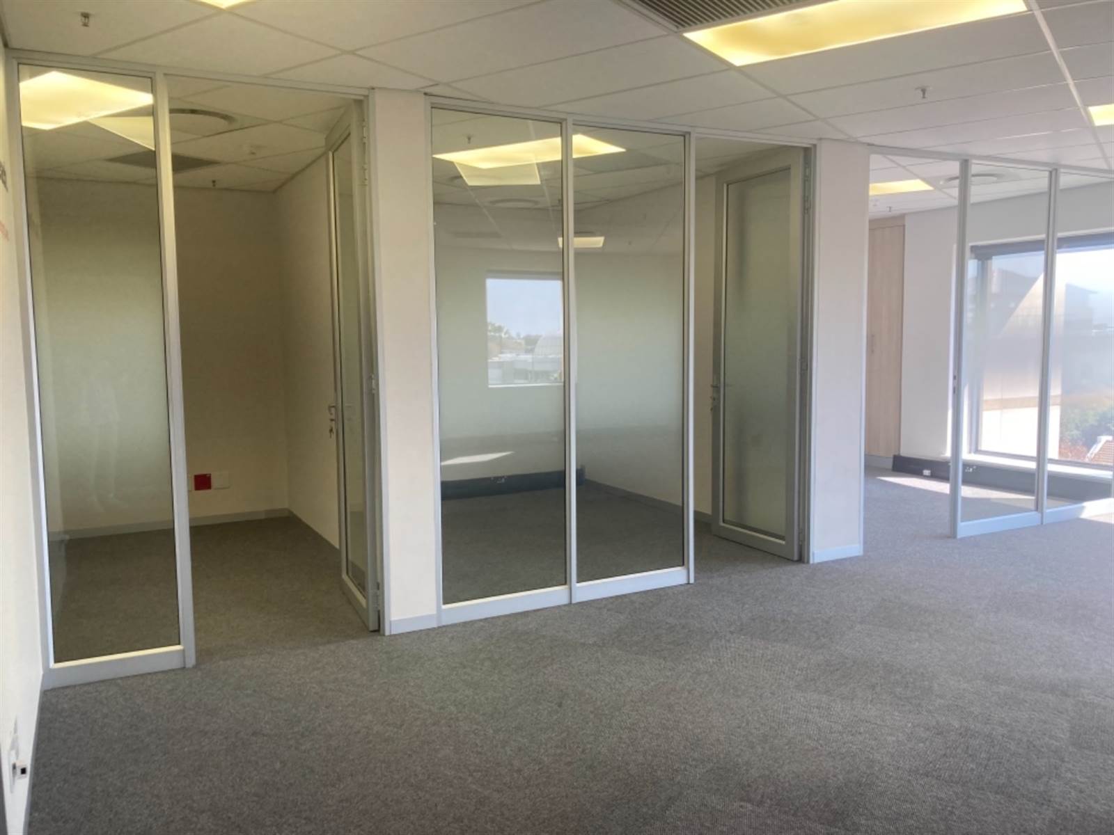 863  m² Commercial space in Rosebank photo number 17