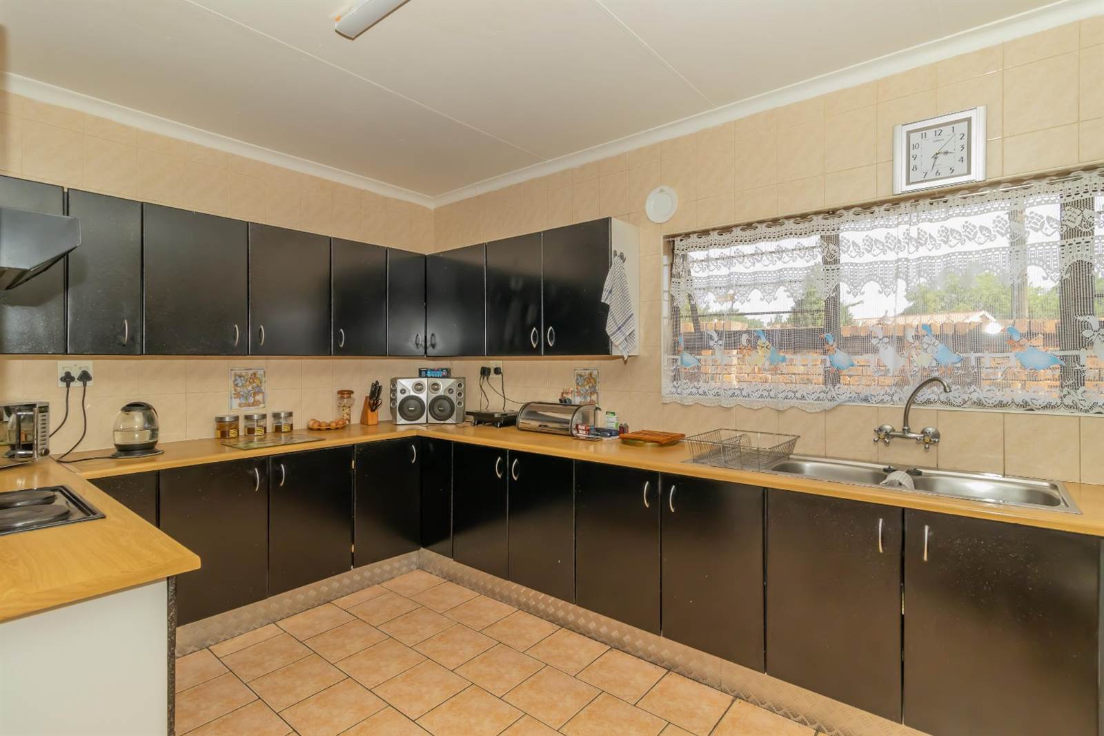 2 Bed Townhouse in Dal Fouche photo number 8