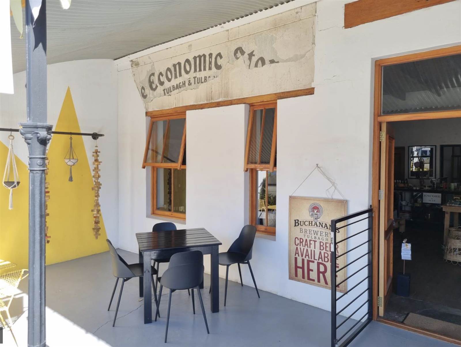 135  m² Commercial space in Tulbagh photo number 3