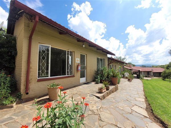 1 Bedroom Flat 1 Bedroom Flat
