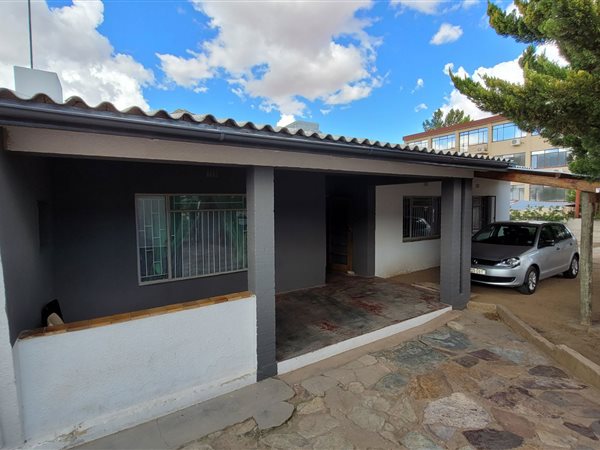 3 Bedroom House 3 Bedroom House