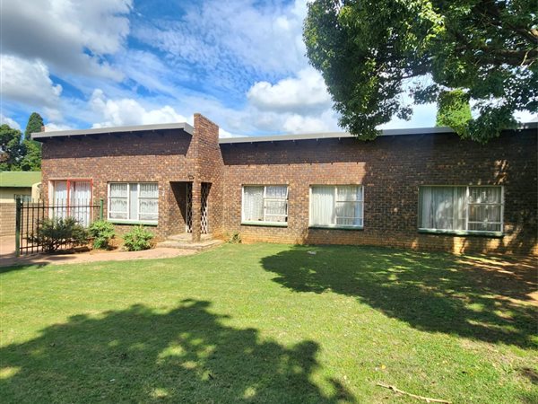 3 Bedroom House 3 Bedroom House