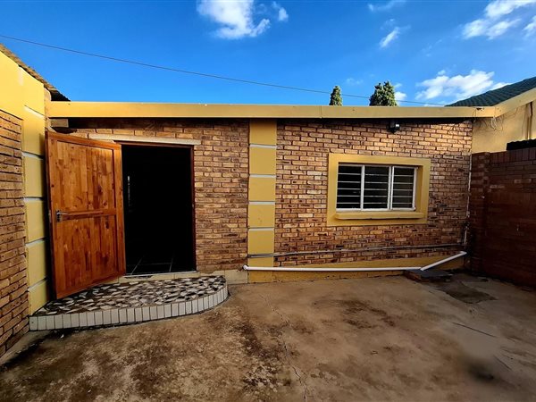 3 Bedroom House 3 Bedroom House