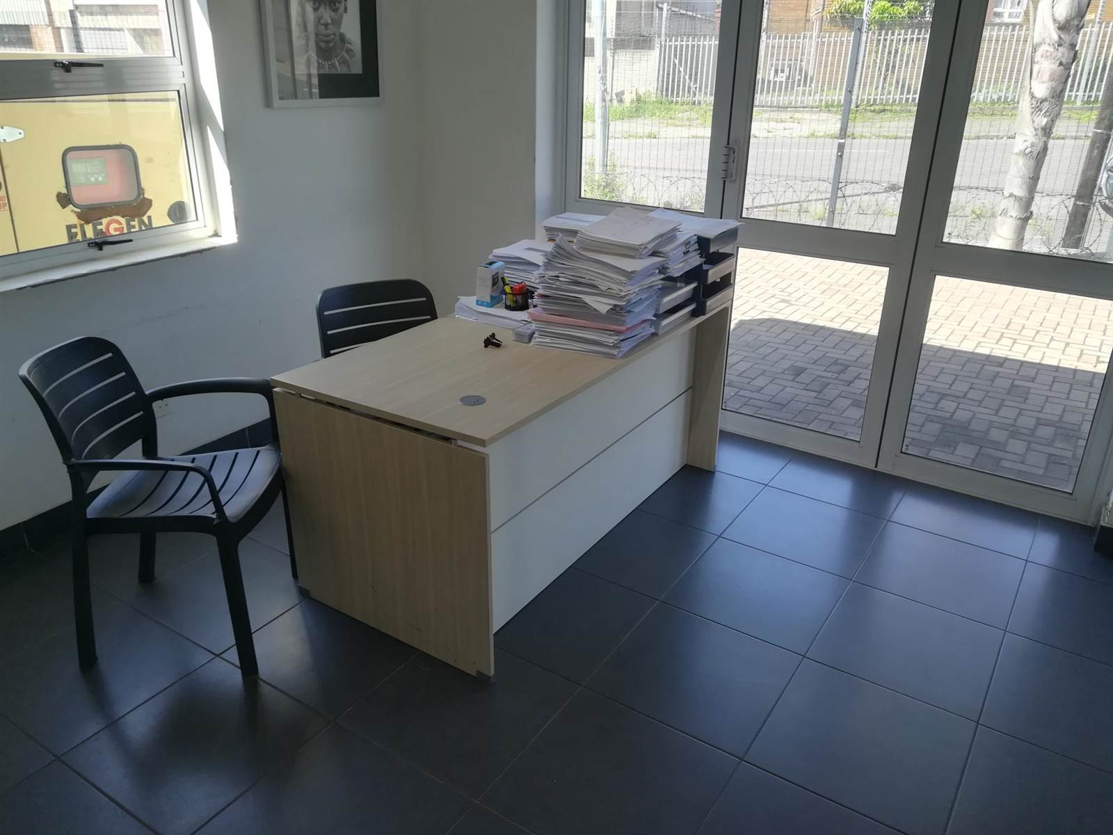 200  m² Office Space in Umbilo photo number 7