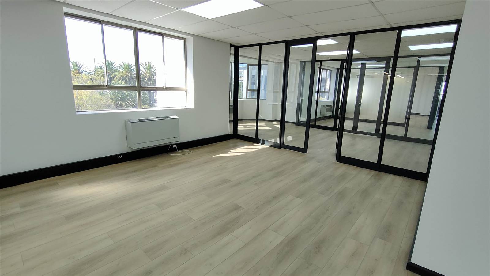 345  m² Commercial space in Tyger Valley photo number 10