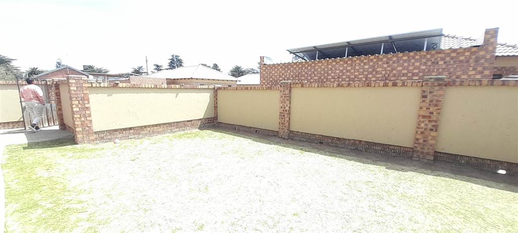 3 Bed Townhouse in Ermelo photo number 22