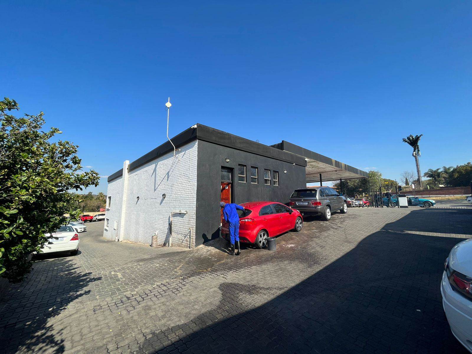 600  m² Commercial space in Hurlingham photo number 9