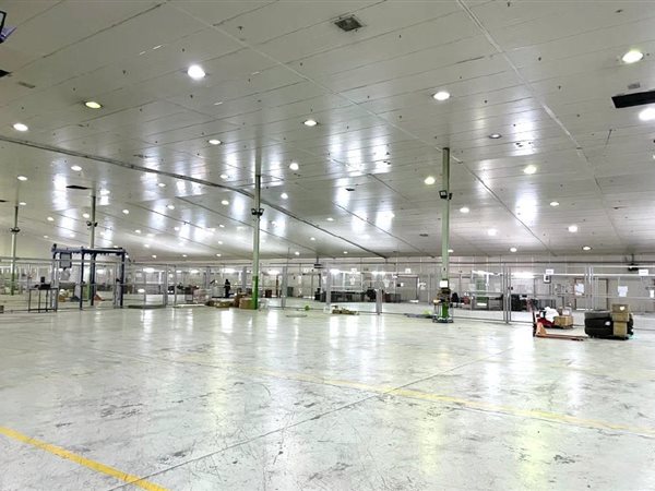 14 450  m² Industrial space