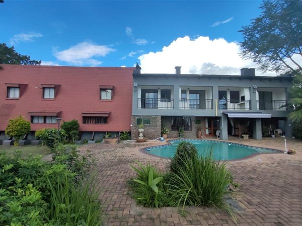 5 326 m² Smallholding 5 326 m² Smallholding