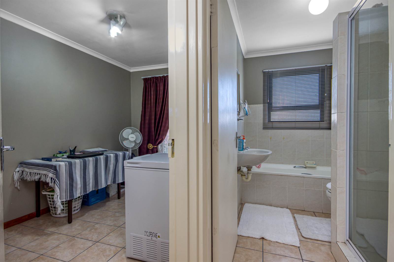 2 Bed Townhouse in Gordons Bay Central photo number 9
