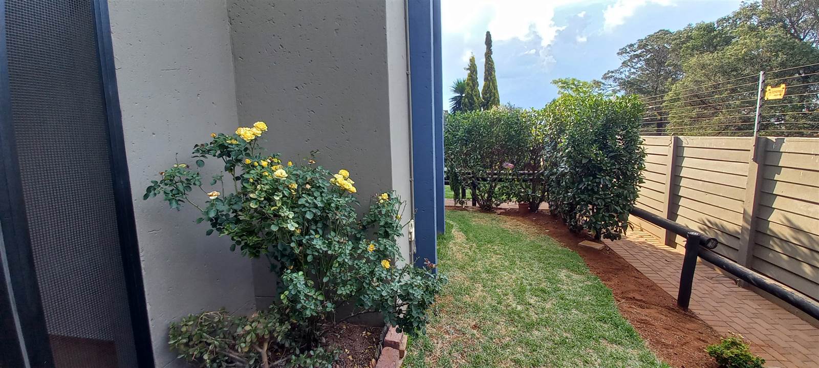 2 Bed Townhouse in Benoni North photo number 19