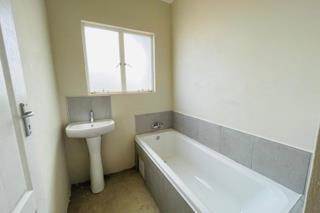 2 Bed House in Leondale photo number 10