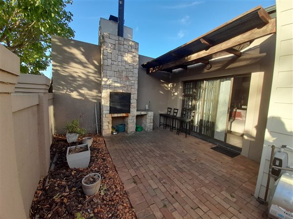 2 Bed Townhouse in Sonstraal Heights