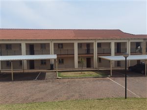 1 Bed Apartment in Roodepoort Central