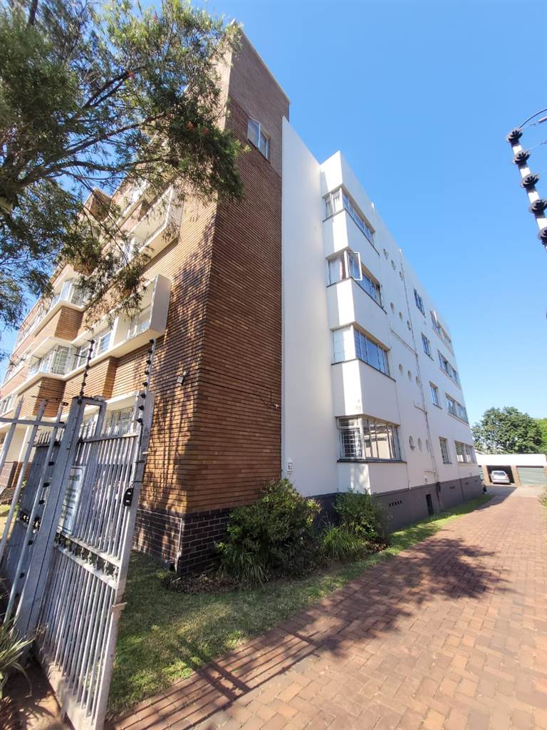 3.5 Bed Apartment in Musgrave photo number 3