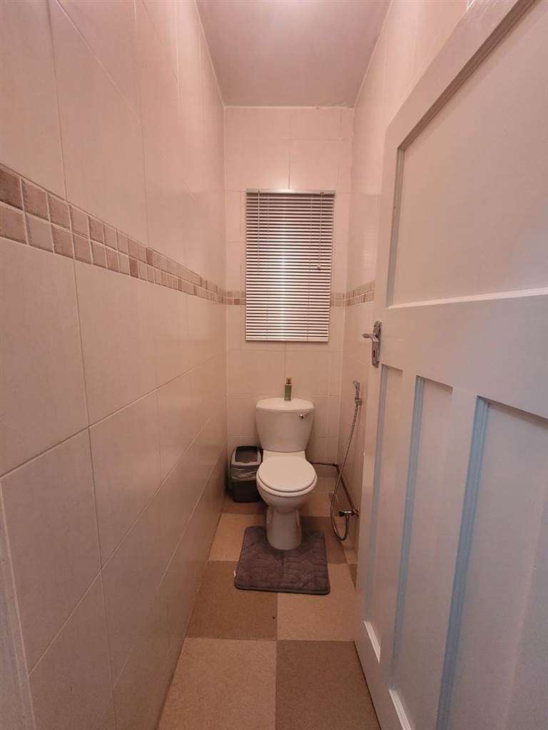 3.5 Bed Apartment in Musgrave photo number 21