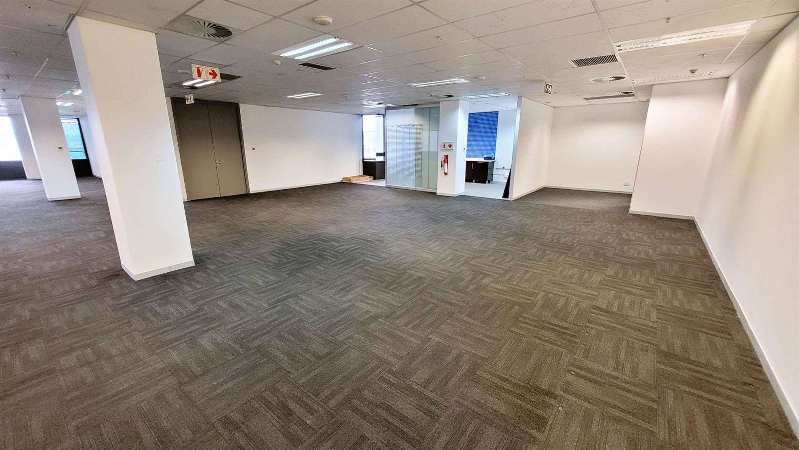 507  m² Office Space in Menlyn photo number 6