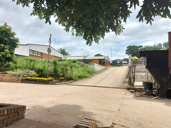 1 860 m² Commercial space 1 860 m² Commercial space