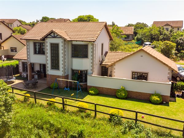 4 Bedroom Townhouse 4 Bedroom Townhouse