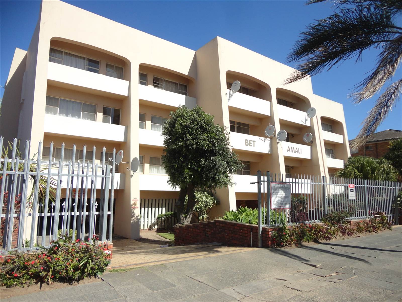 2 Bed Flat in Southernwood photo number 26