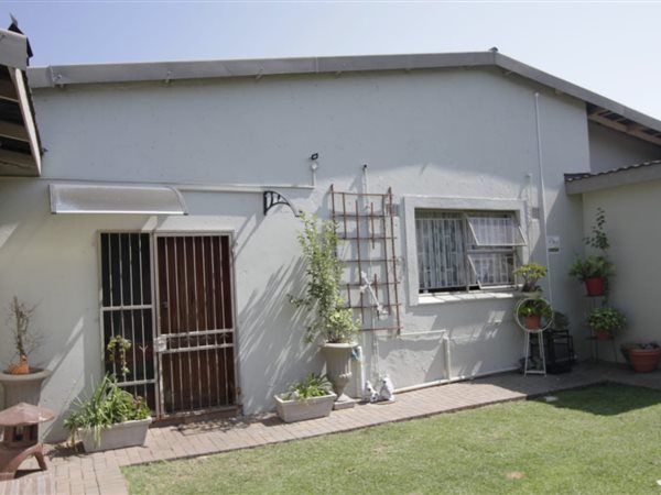 5 Bed House in Ermelo