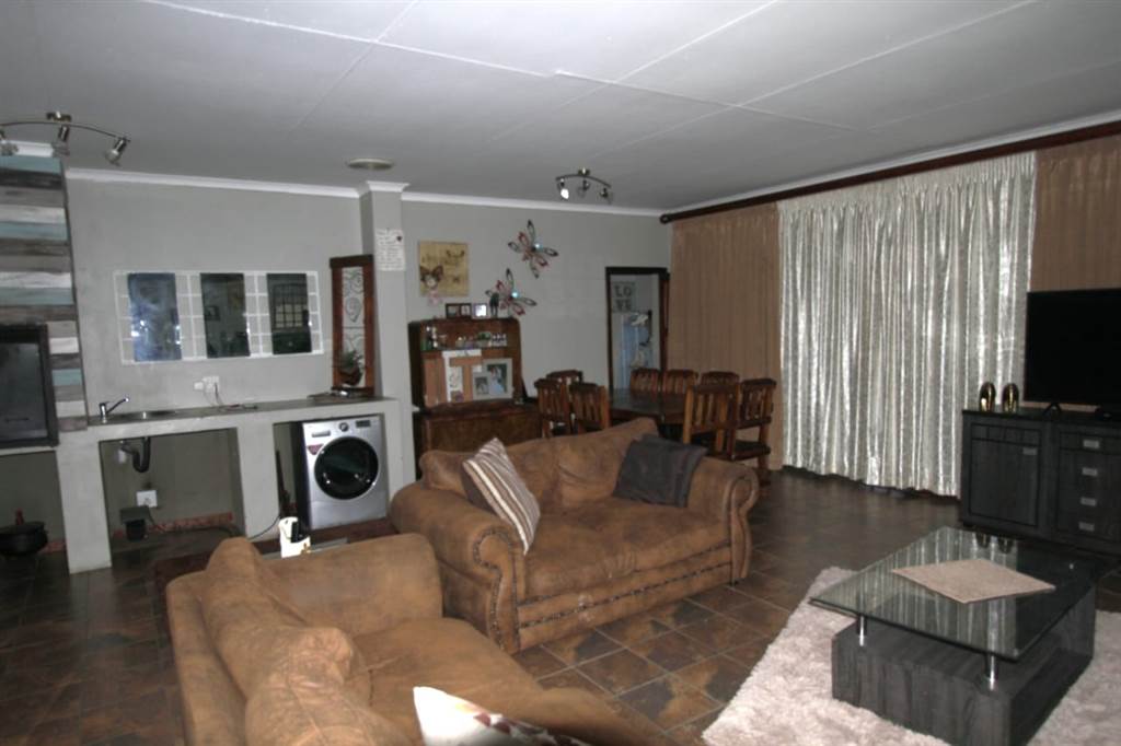 5 Bed House in Ermelo photo number 4